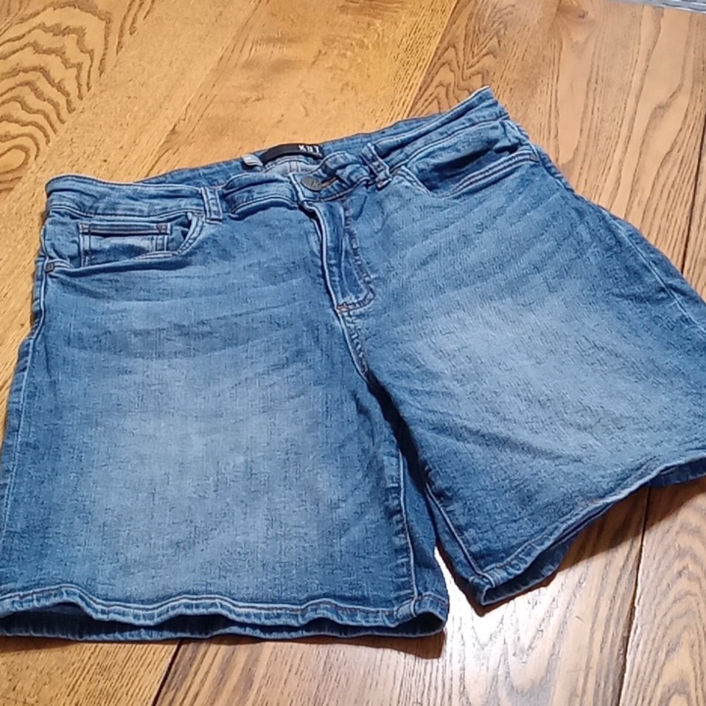 SOLD SOLD FROM THE KLOTH Jeans Shorts Womens 14 Blue CHLOE BOYFRIEND DENIM
